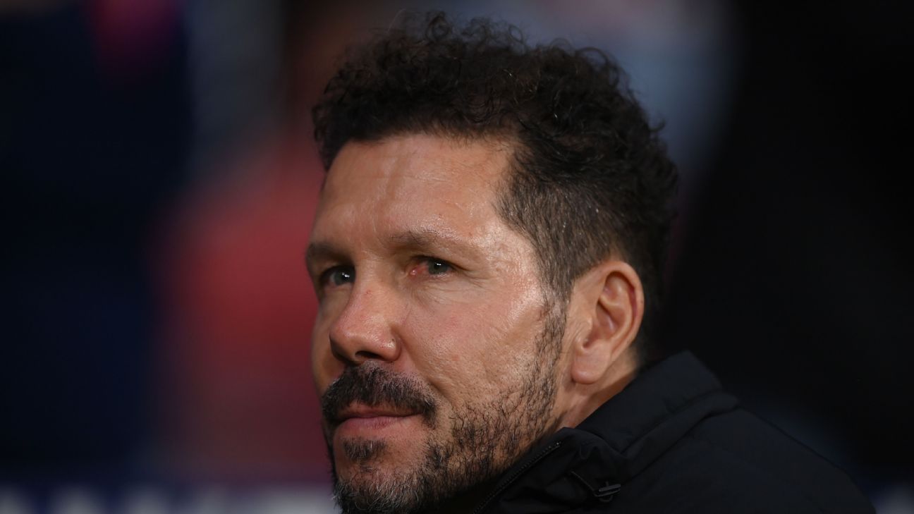 Simeone extends Atlético Madrid deal to 2027